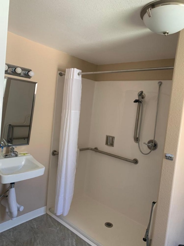 Beverly Lodge image 22